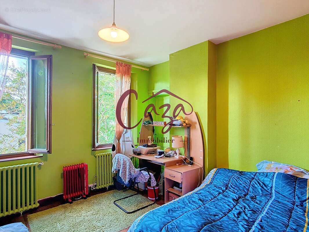 Maison à AMBARES-ET-LAGRAVE