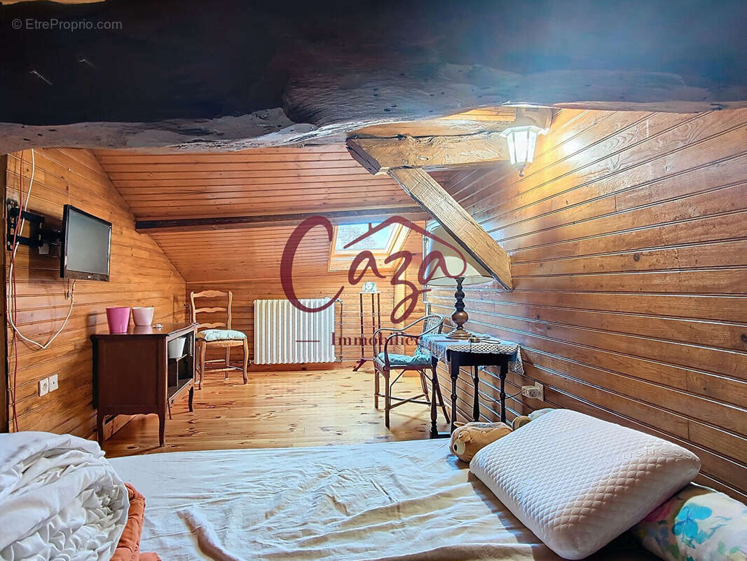 Maison à AMBARES-ET-LAGRAVE