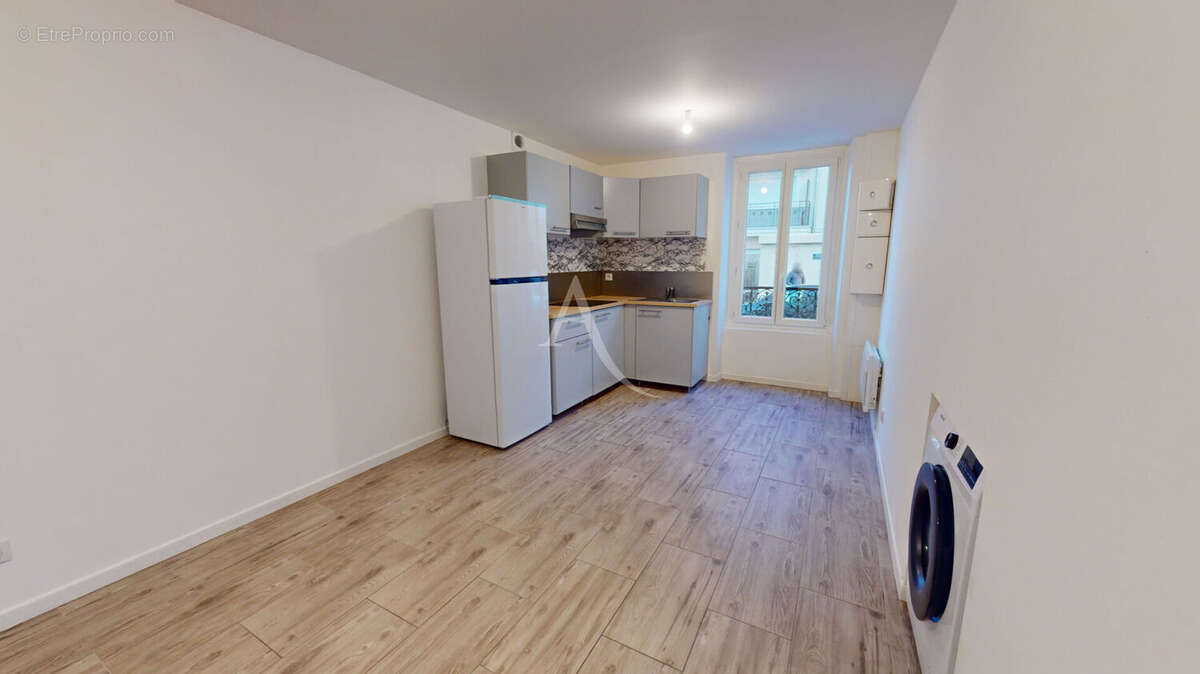 Appartement à CHILLY-MAZARIN