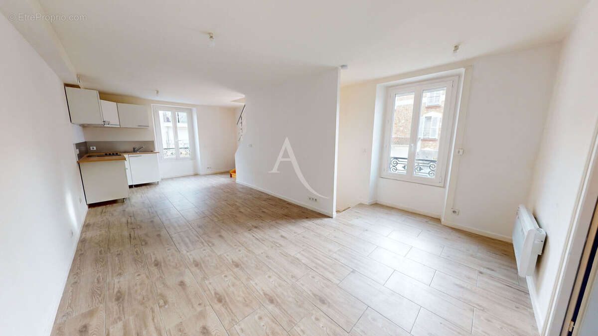 Appartement à CHILLY-MAZARIN