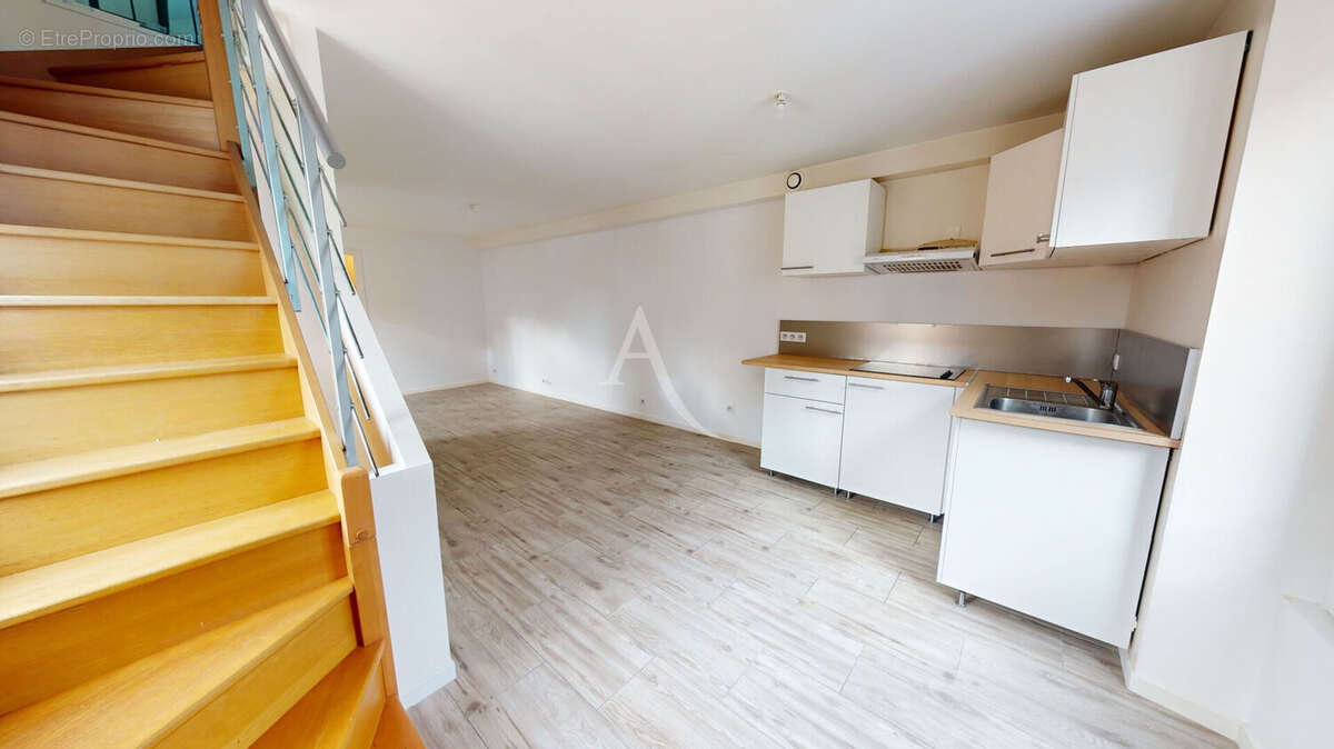 Appartement à CHILLY-MAZARIN