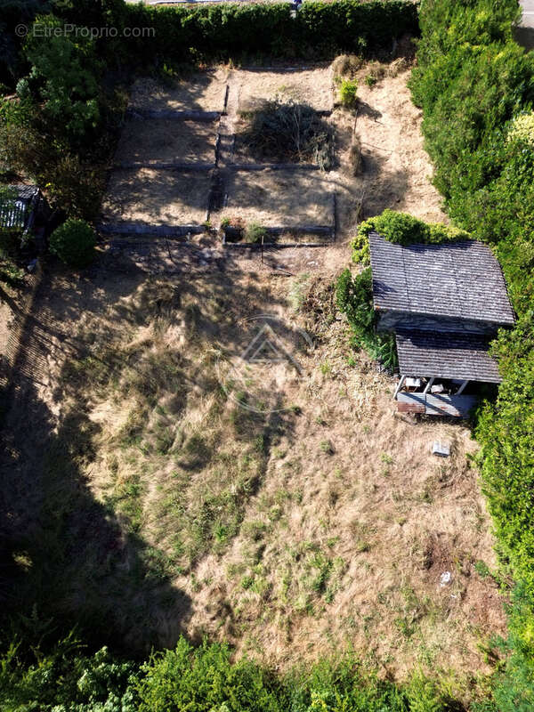 Terrain à ROMANS-SUR-ISERE