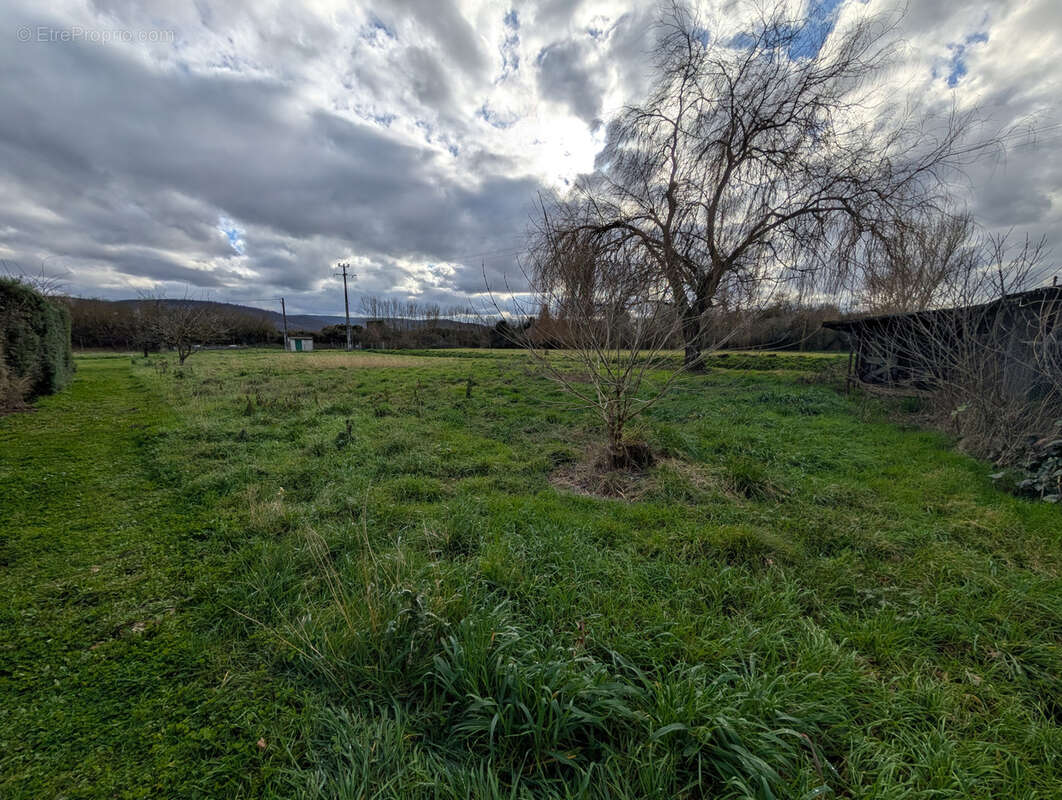 Terrain à MARTRES-TOLOSANE