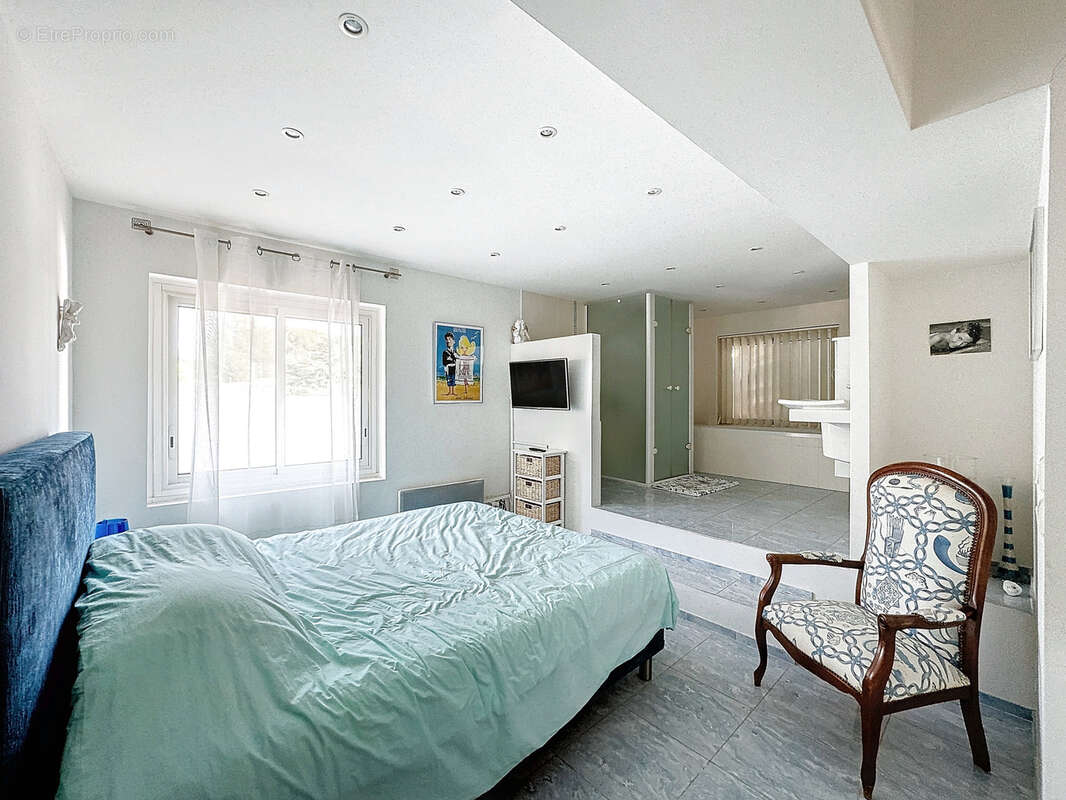 Maison à SAINT-RAPHAEL