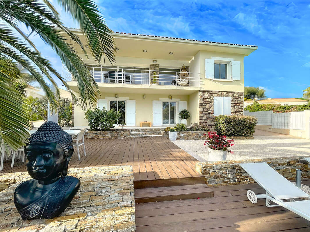 Maison à SAINT-RAPHAEL