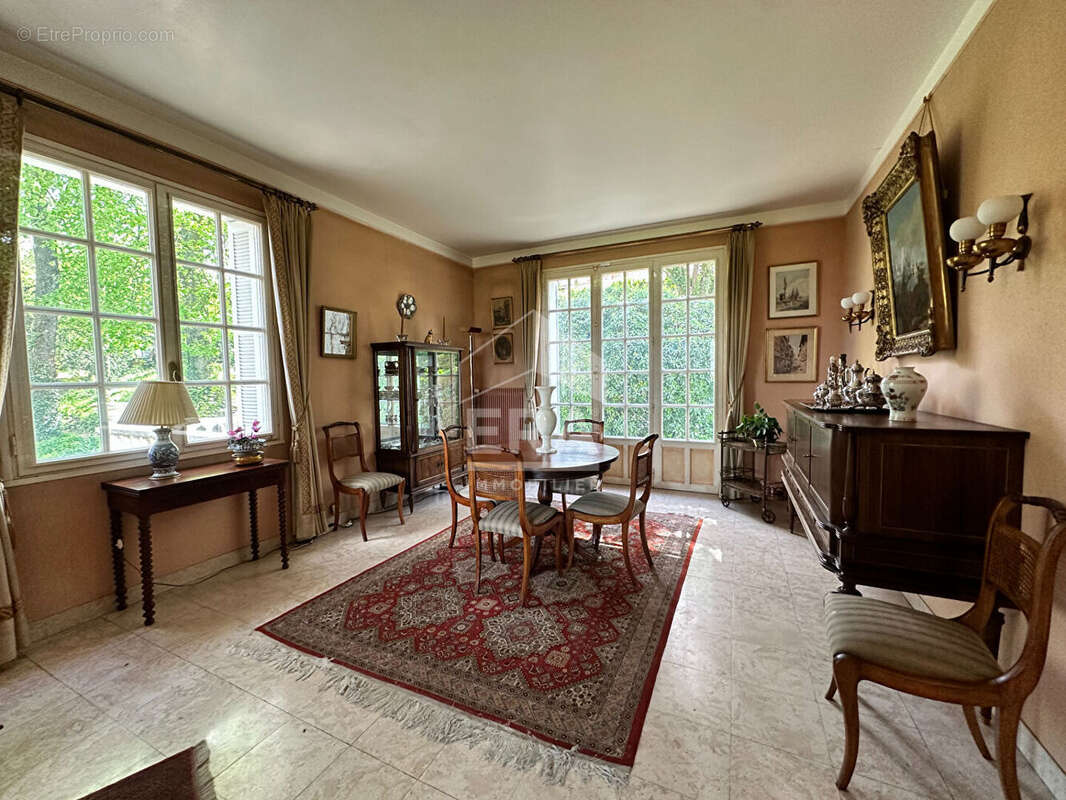 Maison à JOUE-LES-TOURS