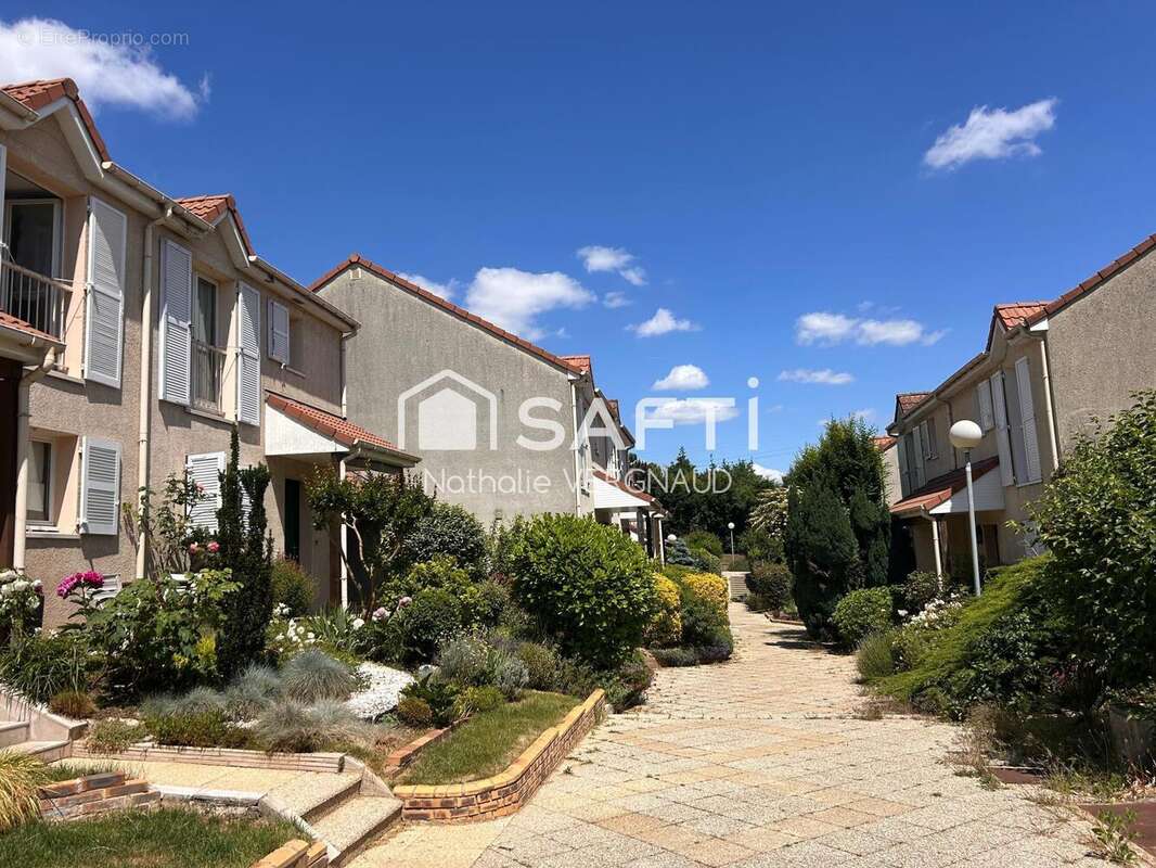 Photo 7 - Maison à THIAIS