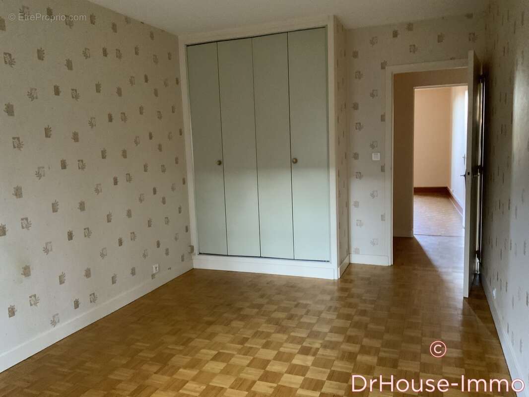 Maison à SAINT-CLAUD