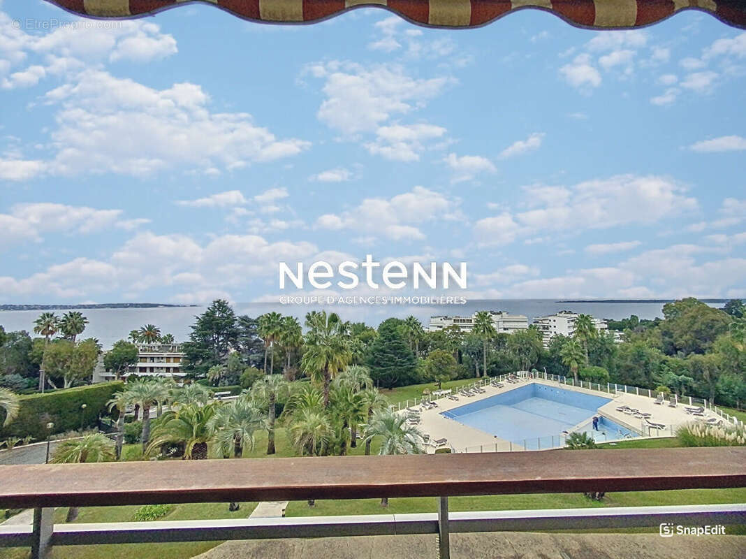 Appartement à VALLAURIS