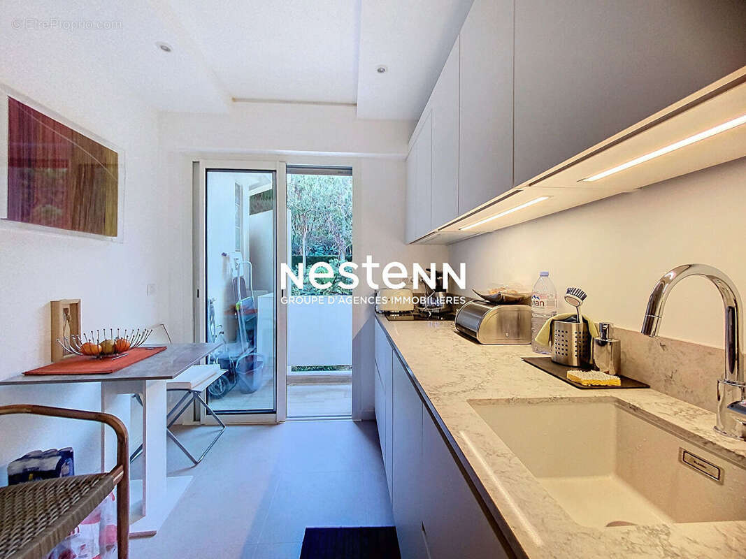 Appartement à VALLAURIS