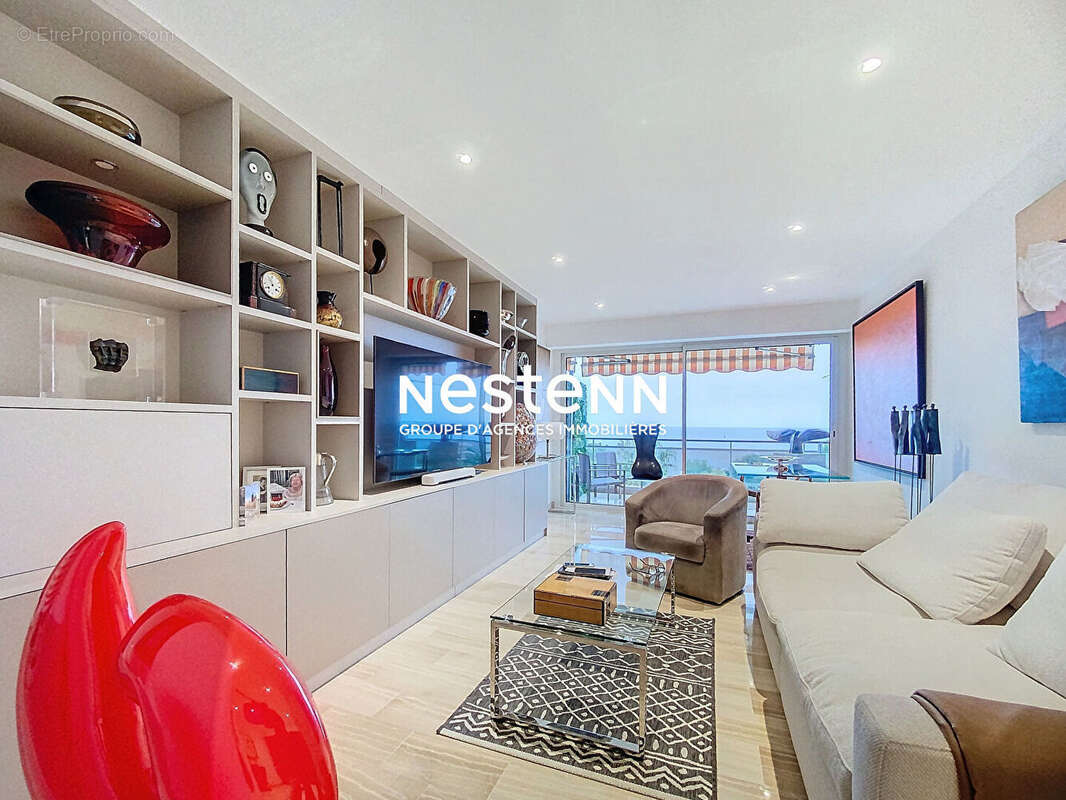 Appartement à VALLAURIS