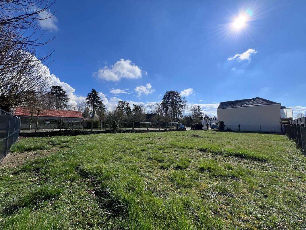 Terrain à BEAUGENCY