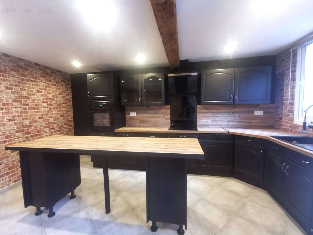 Maison à VILLEMOLAQUE