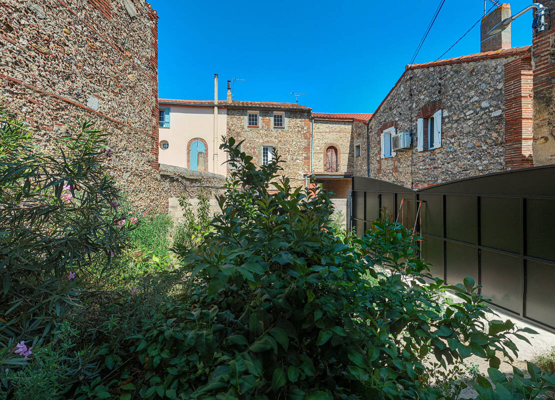 Maison à VILLEMOLAQUE