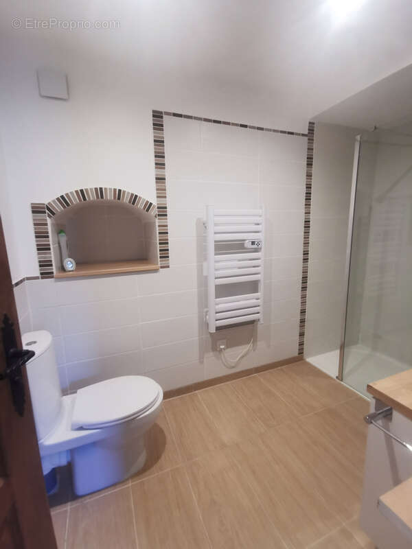 Maison à VILLEMOLAQUE