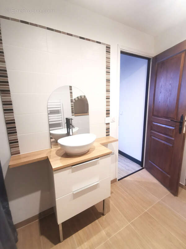 Maison à VILLEMOLAQUE