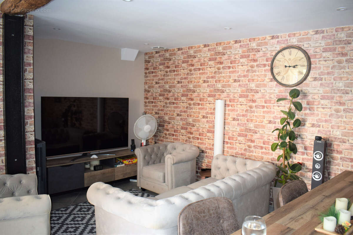 Maison à VILLEMOLAQUE