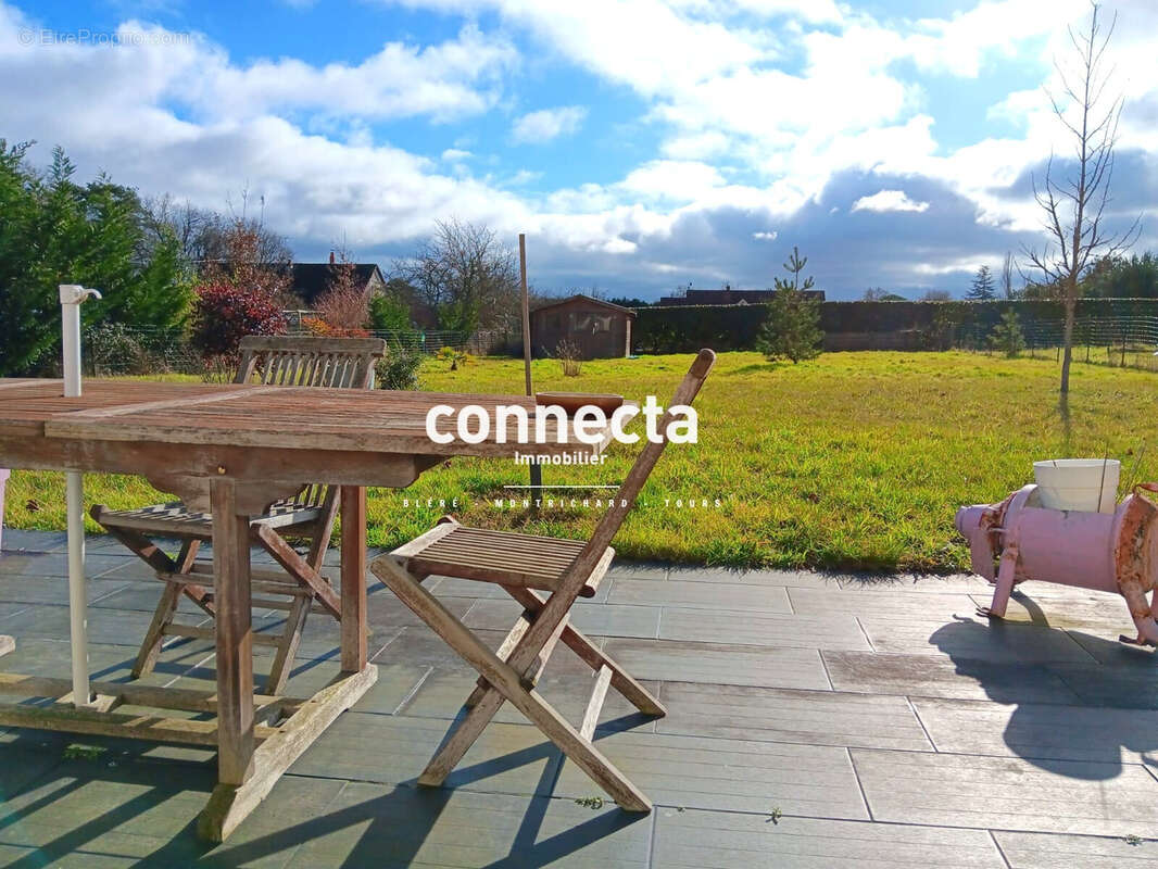 Maison à MONTHOU-SUR-CHER