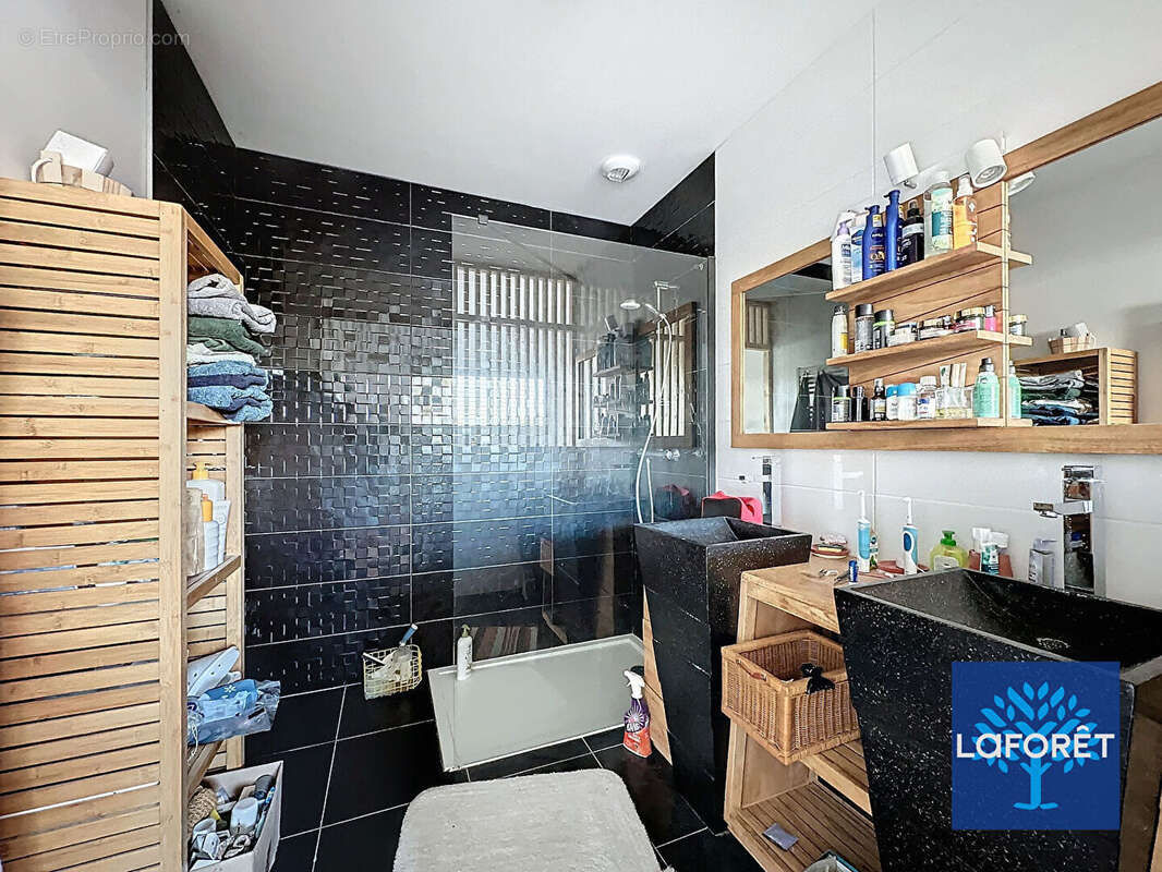 Maison à D&#039;HUISON-LONGUEVILLE