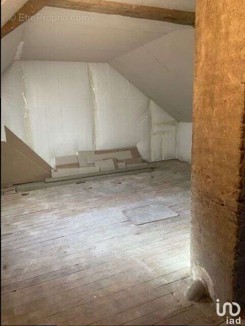 Photo 6 - Commerce à CHANNAY-SUR-LATHAN