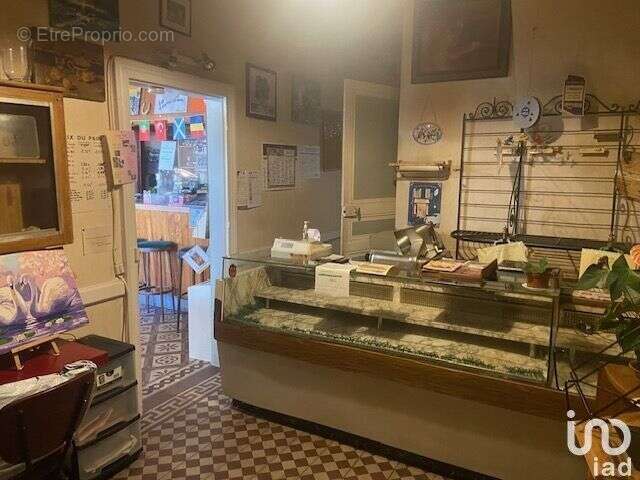Photo 7 - Commerce à CHANNAY-SUR-LATHAN