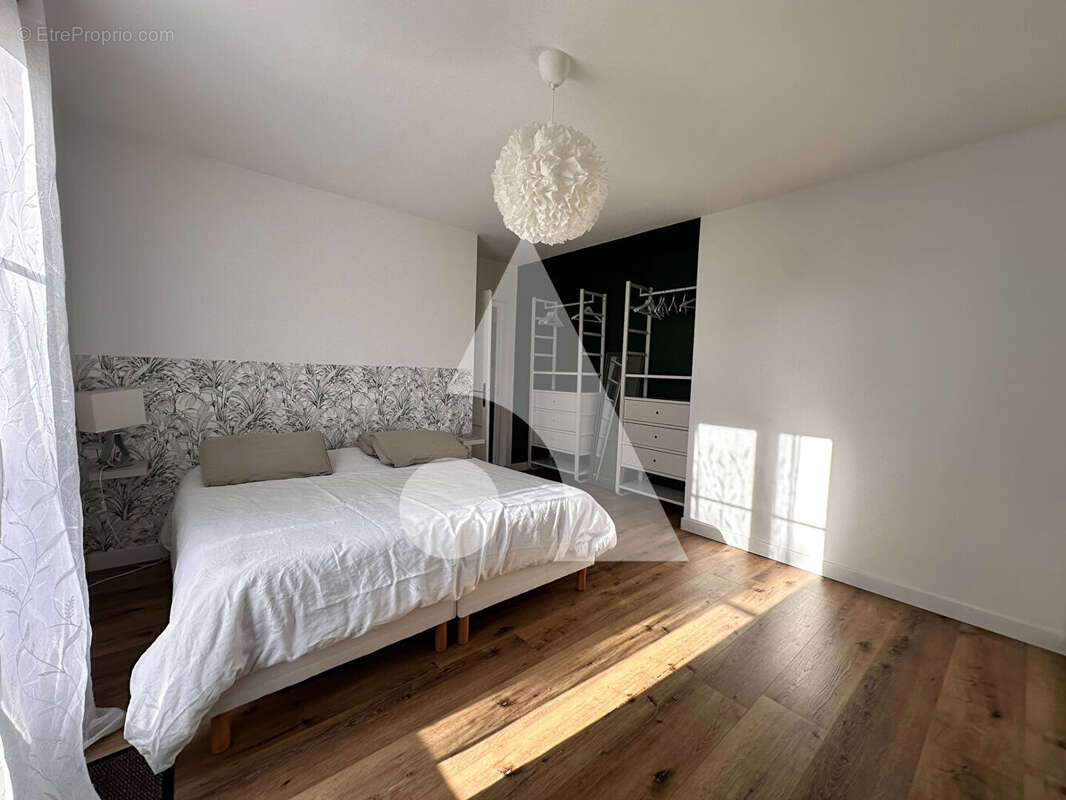 Maison à BOURCEFRANC-LE-CHAPUS