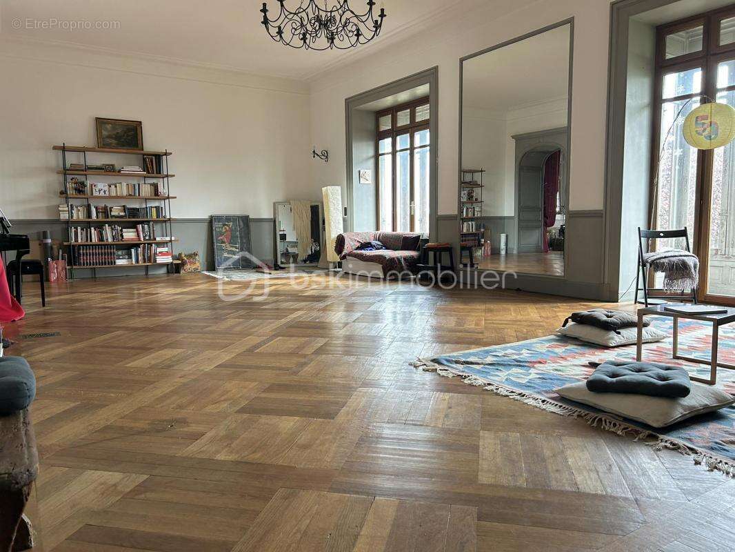 Maison à MORET-SUR-LOING