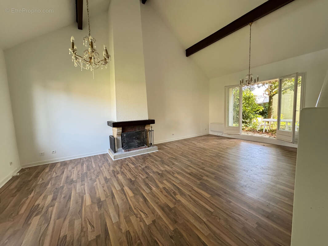 Maison à ORMESSON-SUR-MARNE