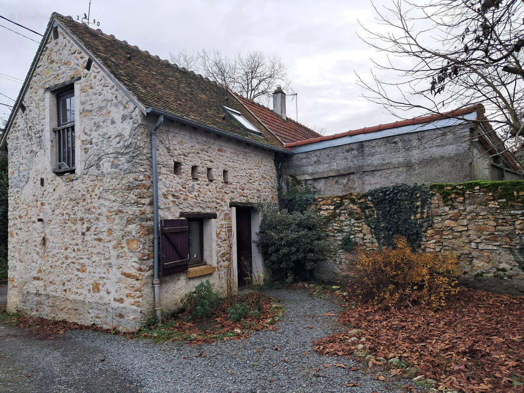 Maison à HARGEVILLE