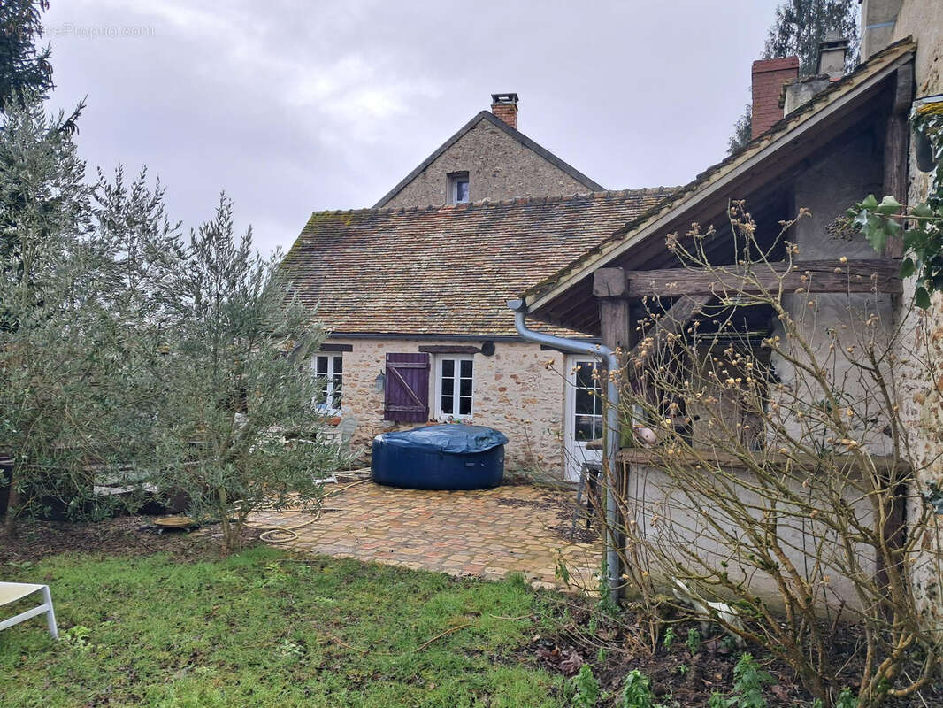 Maison à HARGEVILLE