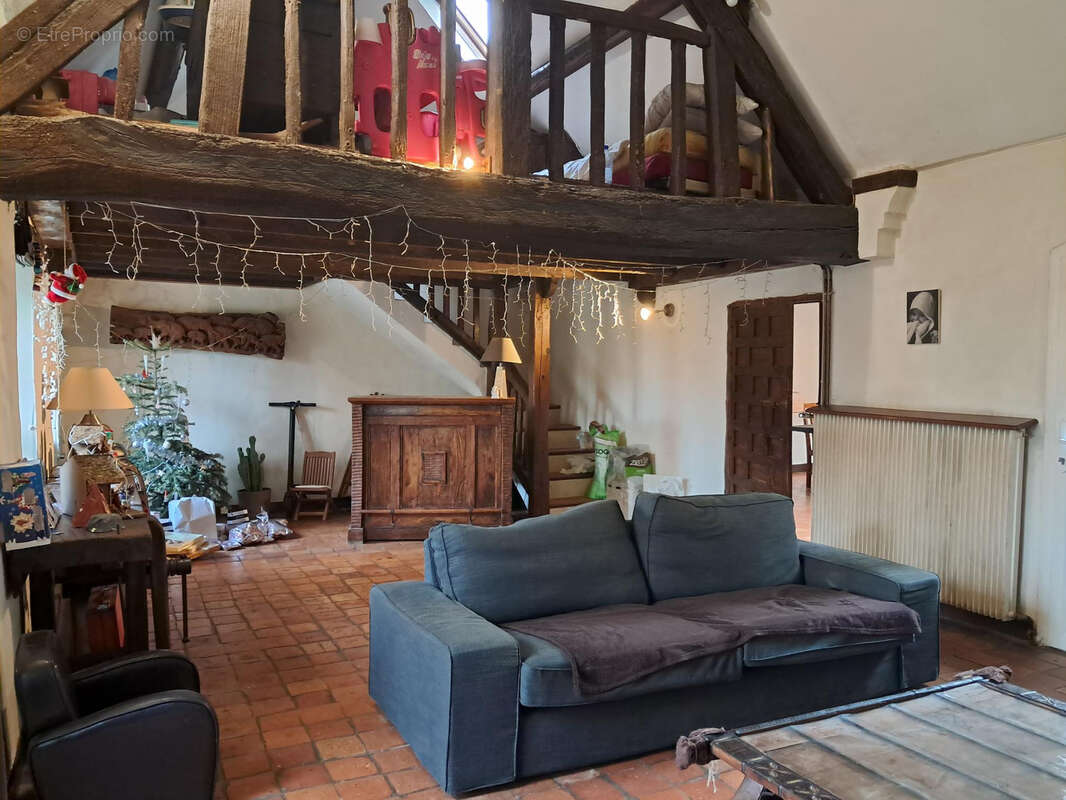 Maison à HARGEVILLE