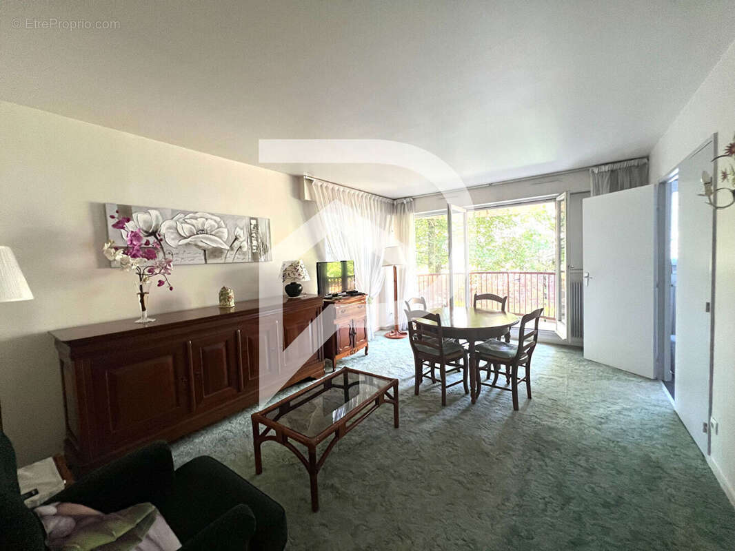 Appartement à MAUREPAS