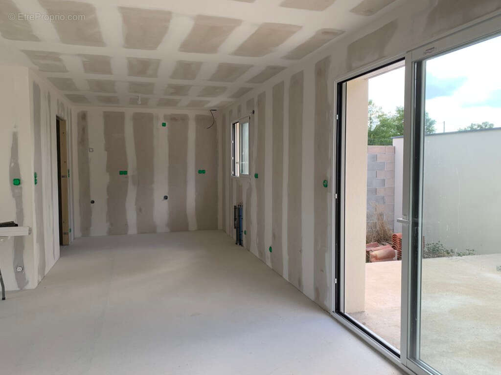 Maison à LABASTIDE-MARNHAC