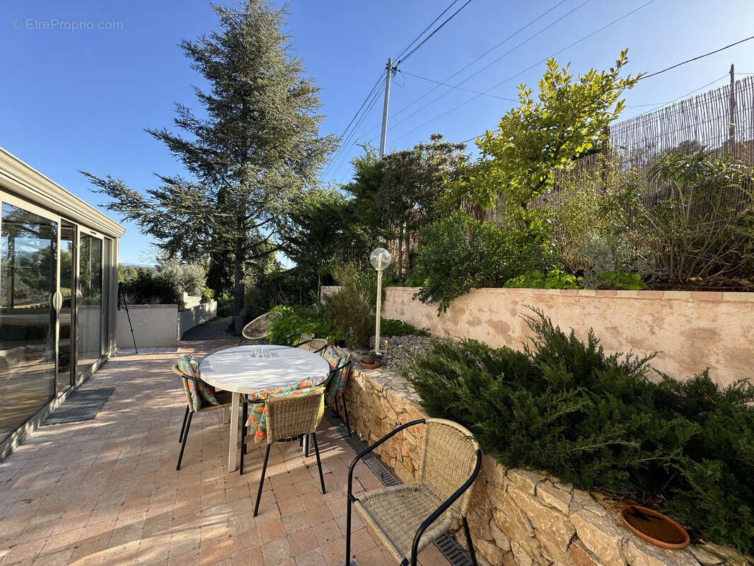 Maison à FIGANIERES