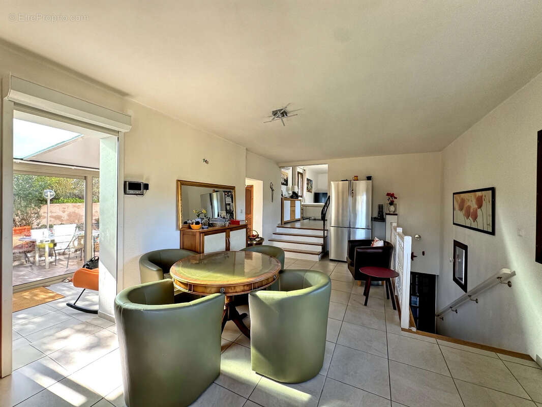 Maison à FIGANIERES