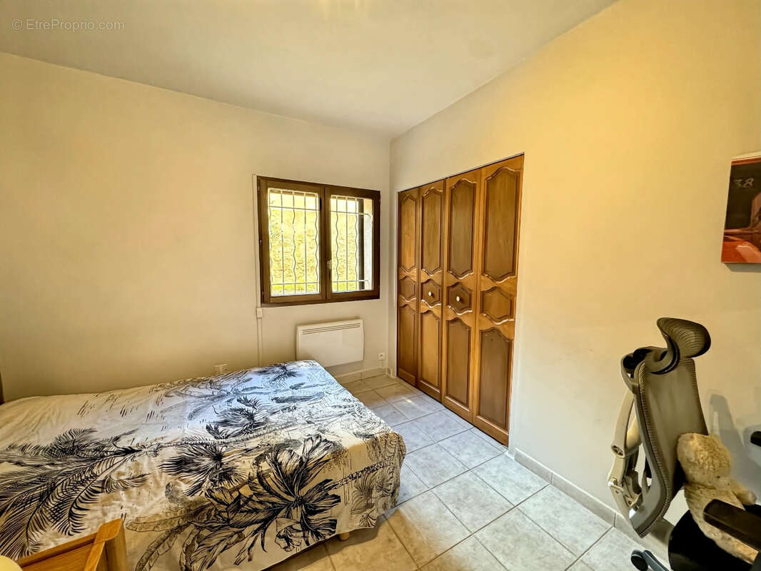 Maison à FIGANIERES