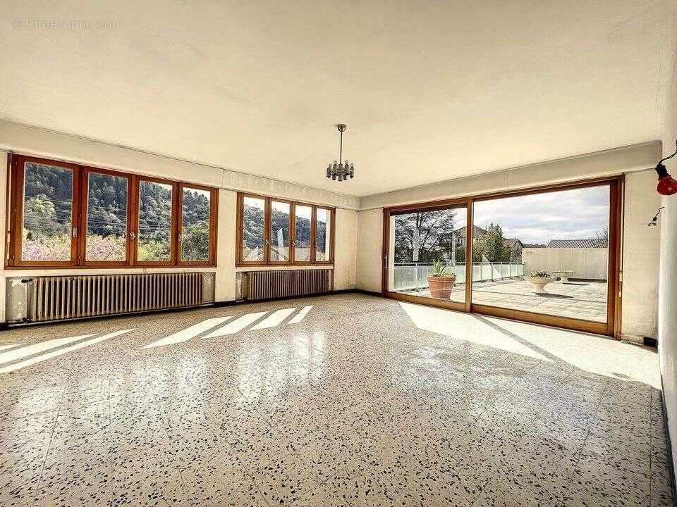 Appartement à LABEGUDE