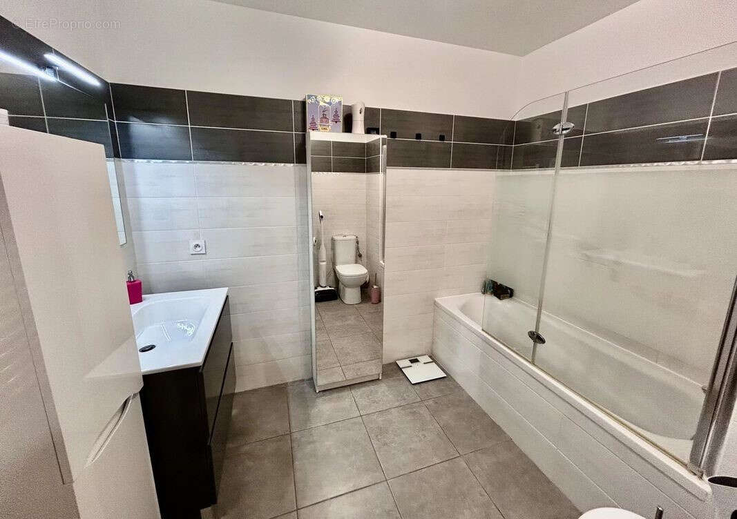 Appartement à MARSEILLE-10E