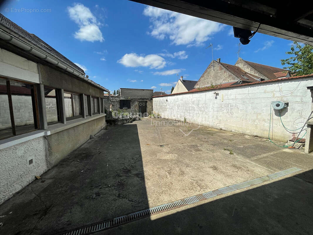 Maison à PONT-SAINTE-MAXENCE