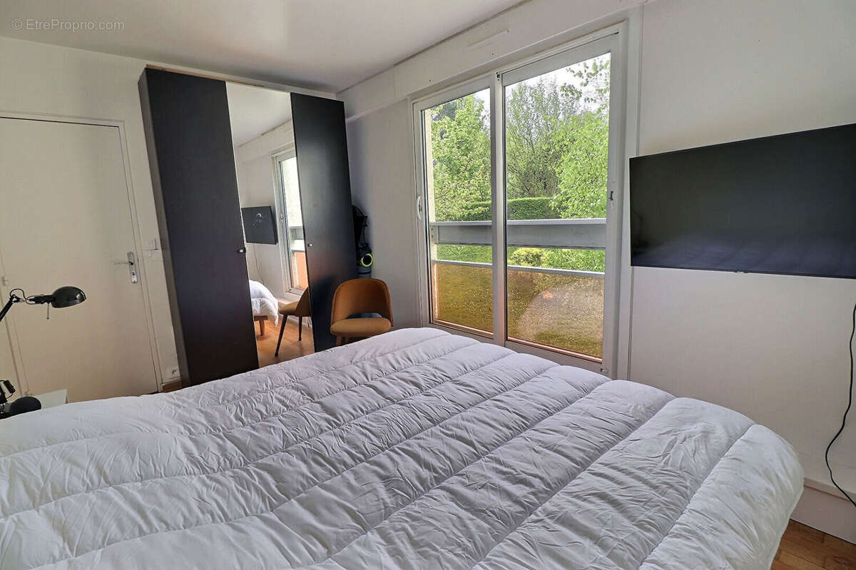 Appartement à MAREIL-MARLY