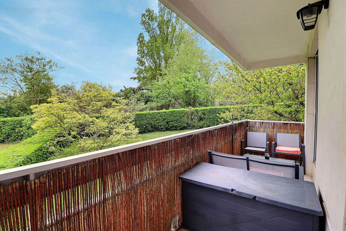 Appartement à MAREIL-MARLY