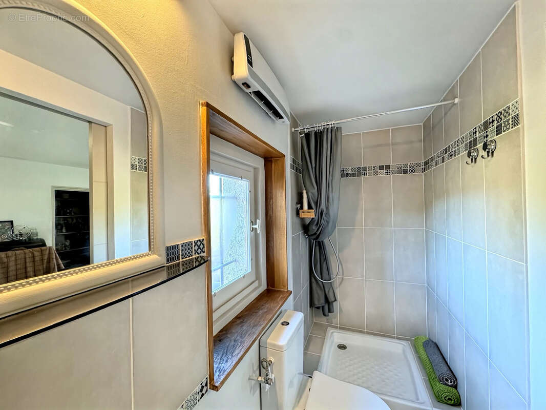 Maison à FIGANIERES