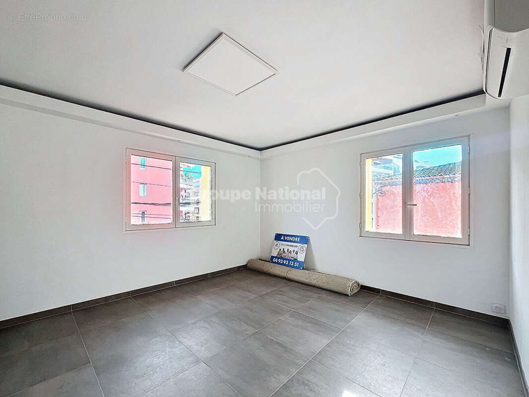 Appartement à MANDELIEU-LA-NAPOULE