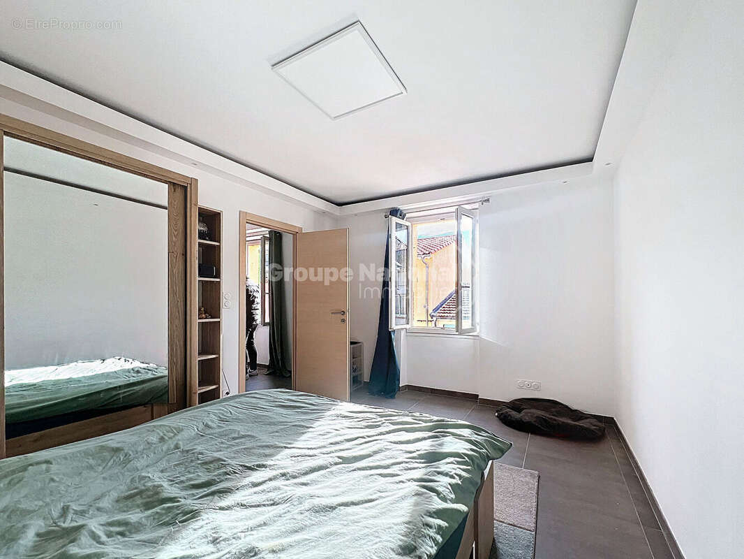 Appartement à MANDELIEU-LA-NAPOULE