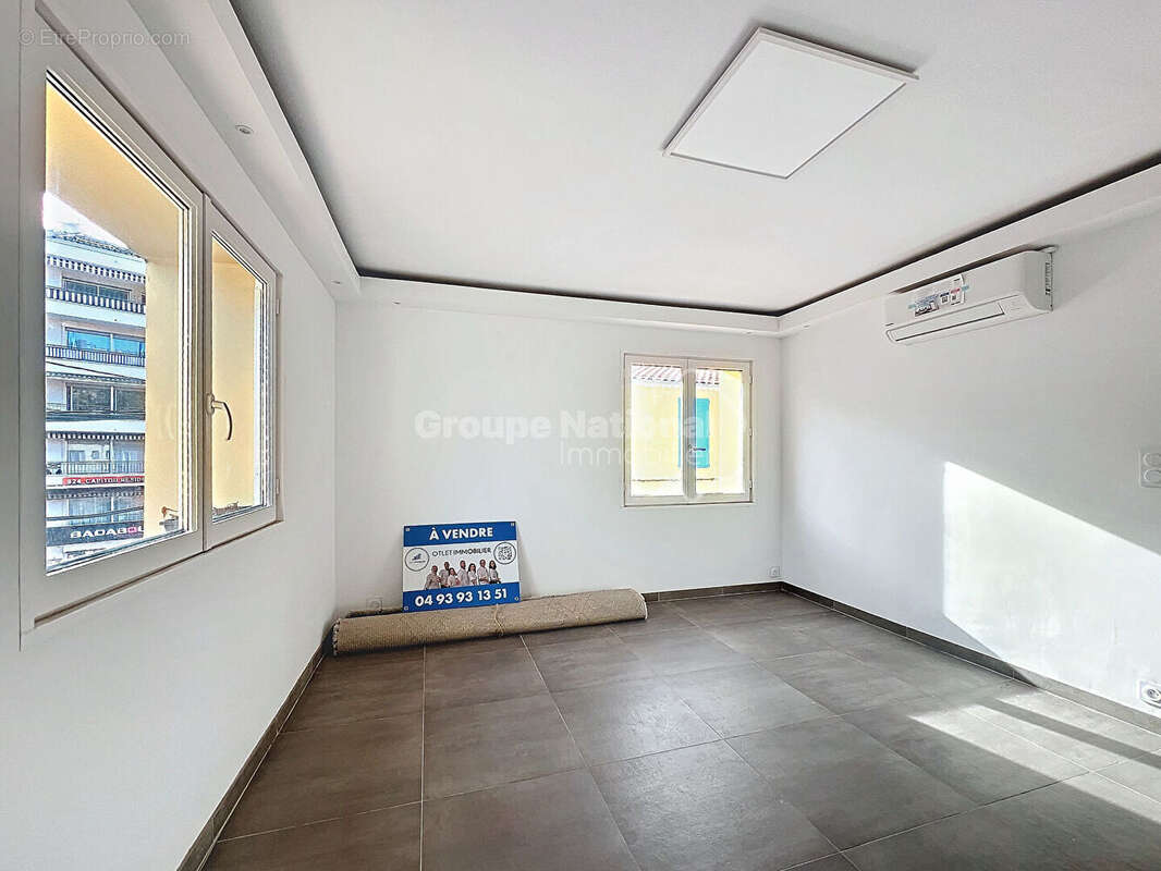 Appartement à MANDELIEU-LA-NAPOULE