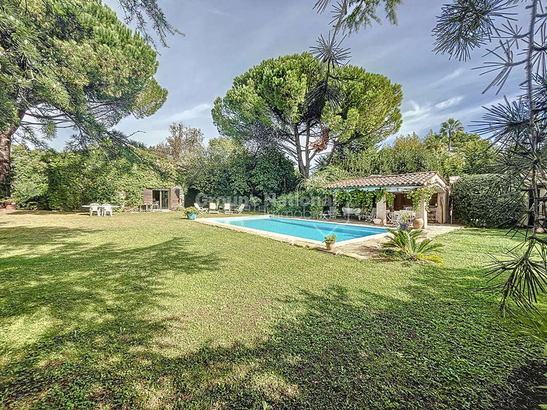 Maison à MOUGINS