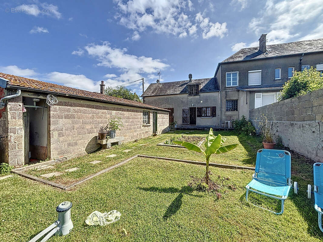 Maison à SAINTE-MARGUERITE-D&#039;ELLE