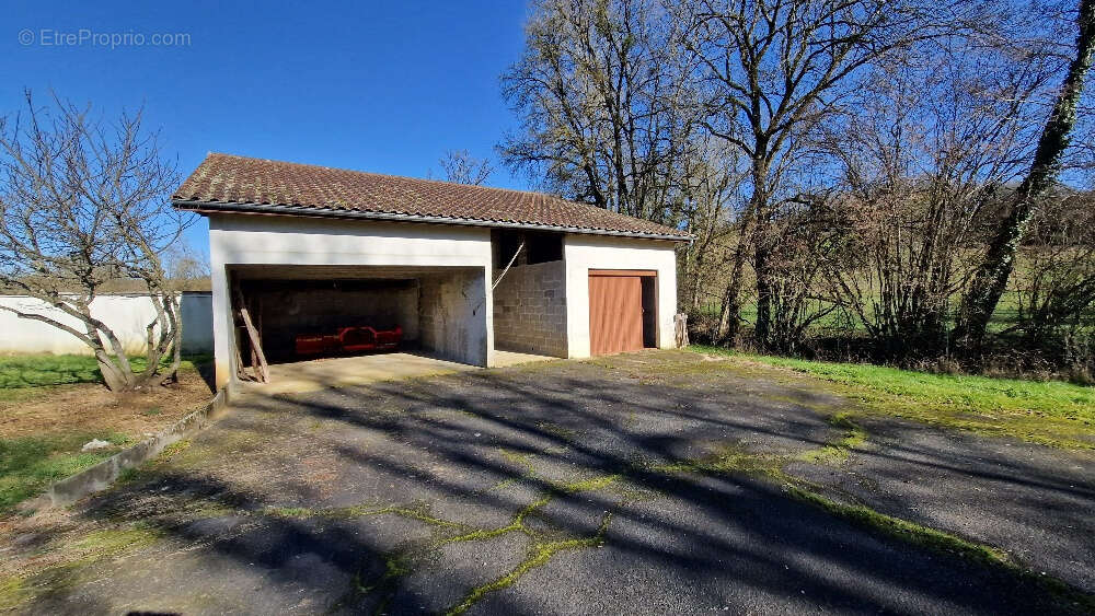 Maison à SAINT-GERMAIN-DES-PRES