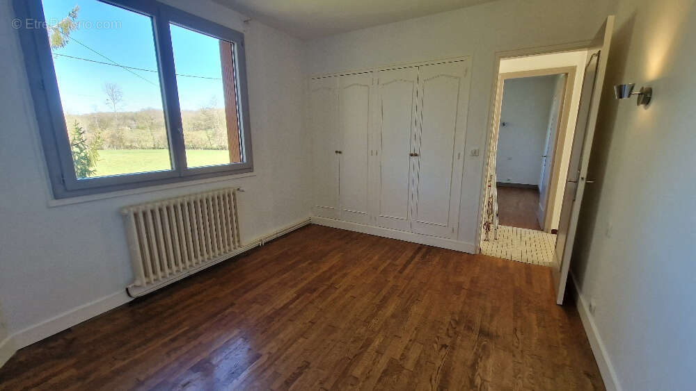 Maison à SAINT-GERMAIN-DES-PRES