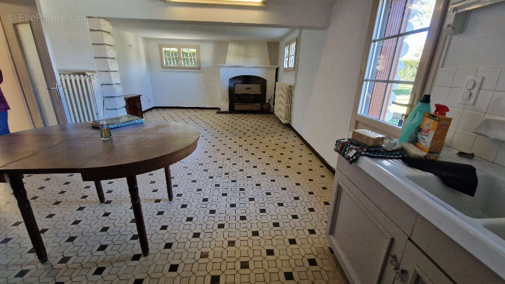 Maison à SAINT-GERMAIN-DES-PRES